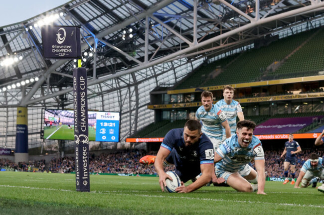 max-deegan-scores-a-try