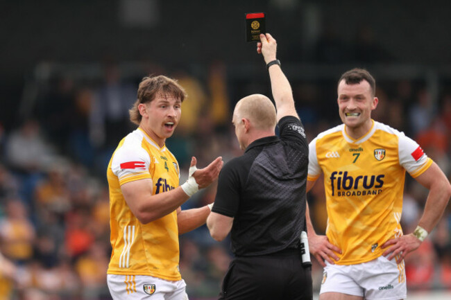 kavan-keenan-is-shown-a-black-card