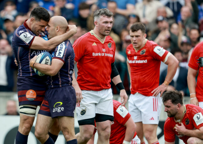 maxime-lucu-celebrates-scoring-a-try-with-guido-petti