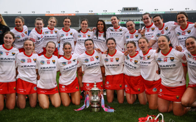 the-cork-team-celebrate-with-the-very-camogie-league-division-1a-cup