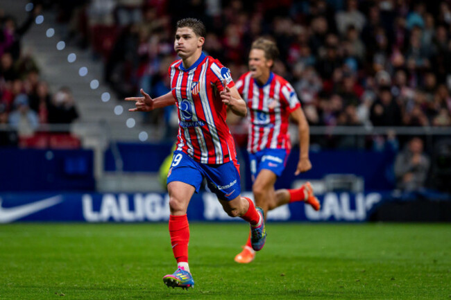 madrid-madrid-spain-14th-apr-2025-julian-alvarez-of-atletico-de-madrid-celebrates-his-goal-during-the-la-liga-ea-sports-202425-football-match-between-atletico-de-madrid-and-real-valladolid-cf-at