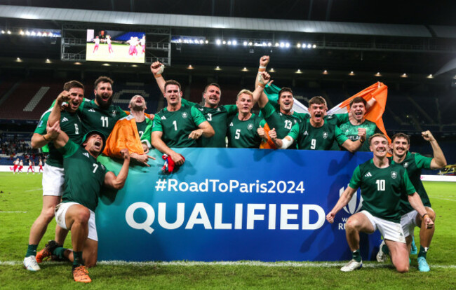 ireland-celebrate-winning-gold-at-the-european-games-and-qualifying-for-the-2024-olympic-games-in-paris