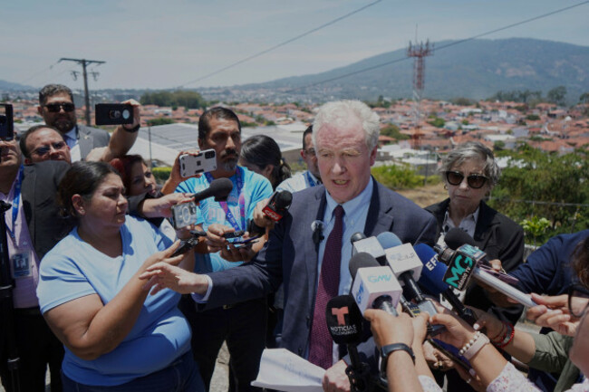 maryland-sen-chris-van-hollen-speaks-to-the-press-in-la-libertad-el-salvador-where-he-arrived-regarding-kilmar-abrego-garcia-a-salvadoran-citizen-who-was-living-in-maryland-and-deported-to-el-salv