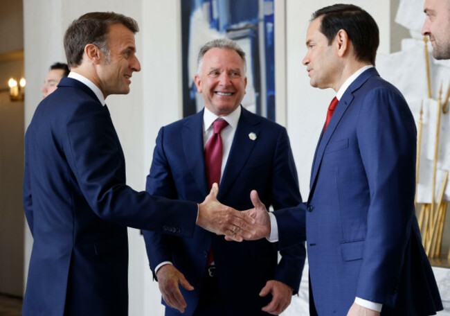 french-president-emmanuel-macron-left-welcomes-us-special-envoy-steve-witkoff-center-and-us-secretary-of-state-marco-rubio-for-a-meeting-at-the-elysee-palace-in-paris-thursday-april-17-2025-lu