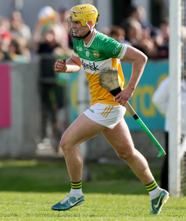 killian-sampson-celebrates-scoring-his-sides-third-goal