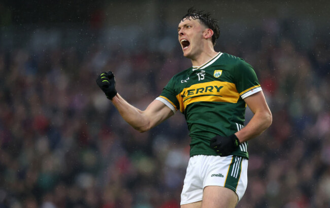 david-clifford-celebrates-a-score