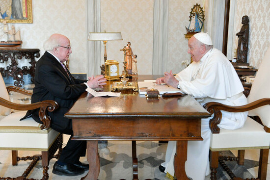 vatican-vatican-19th-oct-2023-italy-rome-vatican-20231019-pope-francis-receives-in-private-audience-mr-michael-d-higgins-president-of-ireland-at-vatican-photograph-by-vatican-media-cathol