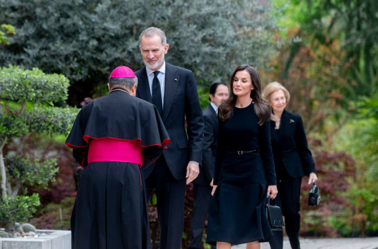 l-r-king-felipe-vi-queen-letizia-and-queen-emeritus-sofia-arrive-to-sign-a-book-of-condolences-for-the-death-of-pope-francis-i-at-the-apostolic-nunciature-april-22-2025-in-madrid-spain-pope