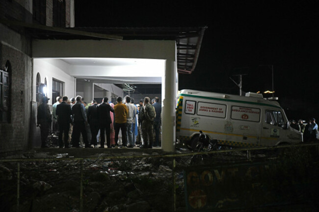 anantnag-jammu-and-kashmir-india-22nd-apr-2025-ambulances-wait-inside-a-hospital-to-carry-dead-bodies-after-militant-attack-on-tourists-in-pahalgam-at-least-26-people-were-killed-in-pahalgam-att
