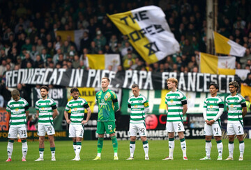 celtic-players-observe-a-minutes-silence-in-memory-of-the-late-pope-francis-ahead-of-the-william-hill-premiership-match-at-tannadice-park-dundee-picture-date-saturday-april-26-2025