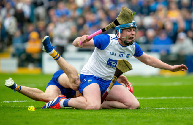 stephen-bennett-in-action-against-darragh-lohan