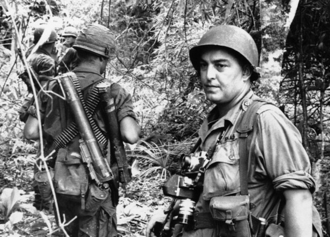 horst-fass-pulitzer-prize-winning-combat-photographer-for-the-associated-press-shown-in-a-1965-file-photo-was-wounded-in-both-legs-by-shell-fragments-on-december-6-while-covering-the-embattled-bu-do