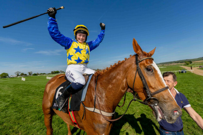 jodie-townend-on-bambino-fever-celebrates-winning