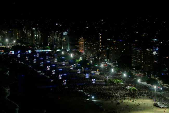 fans-pack-the-shore-of-copacabana-beach-to-watch-lady-gagas-free-concert-in-rio-de-janeiro-saturday-may-3-2025-ap-photobruna-prado