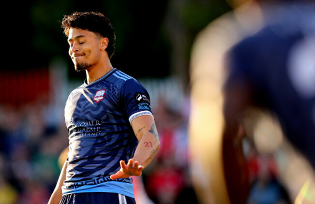 moses-dyer-reacts-to-a-missed-chance