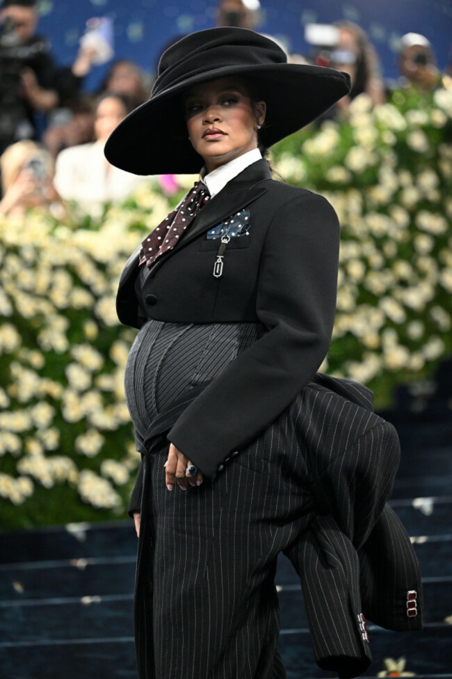 rihanna-attends-the-metropolitan-museum-of-arts-costume-institute-benefit-gala-celebrating-the-opening-of-the-superfine-tailoring-black-style-exhibition-on-monday-may-5-2025-in-new-york-photo
