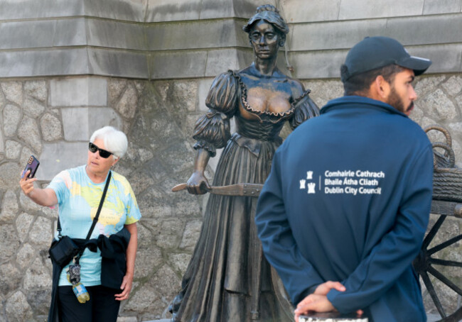 Molly Malone stewards-7_90726216