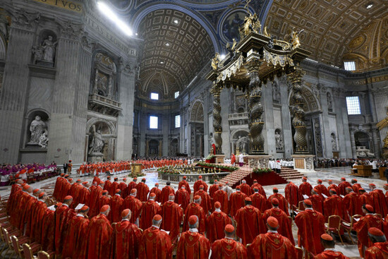 rome-italy-07th-may-2025-italy-rome-vatican-may-07-2025-cardinal-giovanni-battista-re-leads-a-special-mass-pro-eligendo-papa-or-for-the-election-of-the-pope-before-the-conclave-begins-at