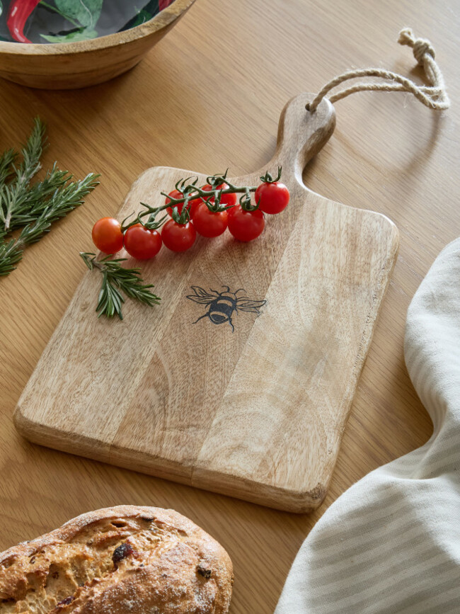 Bee Serving Board €28 Very Home
