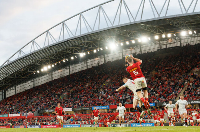 peter-omahony-scores-his-sides-sixth-try-despite-nathan-doak