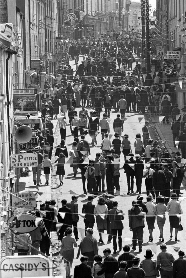 klonlar-müzik-festivali-kontluk-monaghan-irlanda-18-mayıs-1964