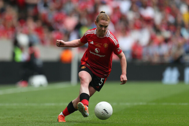 wembley-stadium-london-uk-18th-may-2025-womens-fa-cup-final-football-chelsea-versus-manchester-united-aoife-mannion-of-manchester-united-credit-action-plus-sportsalamy-live-news
