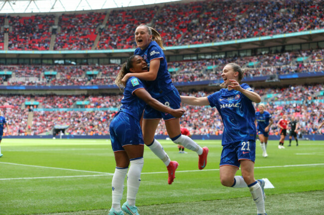 wembley-stadium-london-uk-18th-may-2025-womens-fa-cup-final-football-chelsea-versus-manchester-united-catarina-macario-of-chelsea-celebrates-her-goal-in-the-84th-minute-for-2-0-credit-action-p
