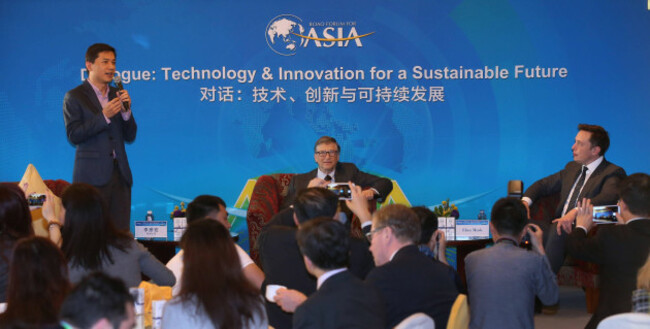 chairman-and-ceo-of-baidu-robin-li-l-rear-chairs-the-breakfast-meeting-with-the-theme-of-dialogue-technology-innovation-for-a-sustainable-future-during-the-2015-boao-forum-for-asia-bfa-in-boao