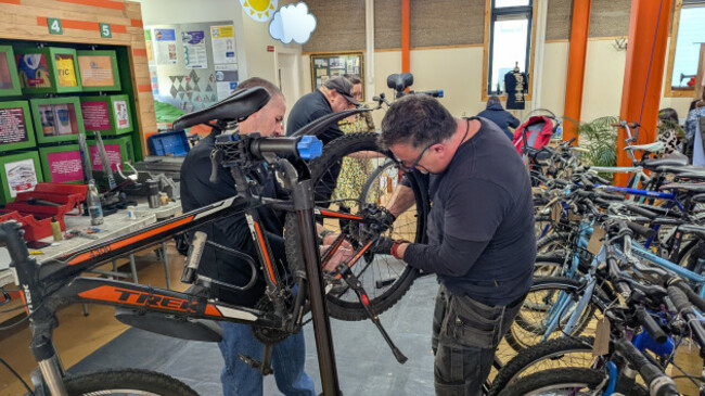 Repair Cafe_Rediscover Cycling