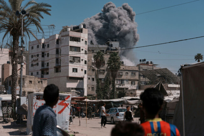 smoke-rises-in-the-sky-following-an-israeli-airstrike-in-gaza-city-friday-may-30-2025-ap-photojehad-alshrafi
