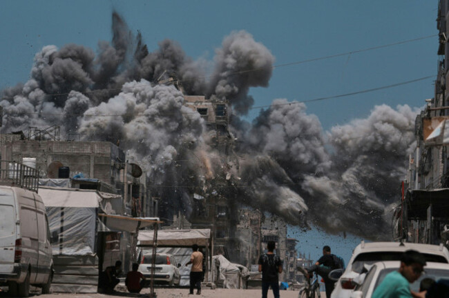 smoke-rises-to-the-sky-following-an-israeli-strike-in-gaza-city-sunday-june-1-2025-ap-photojehad-alshrafi