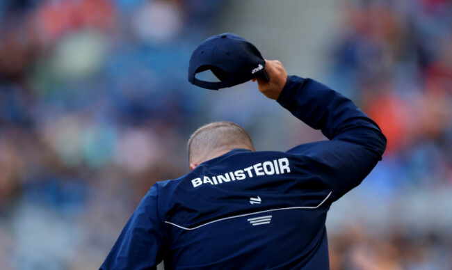 dessie-farrell-throws-his-hat-after-a-missed-chance