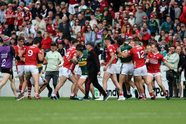 tempers-flair-between-cork-and-kerry-players-at-the-end-of-half-time