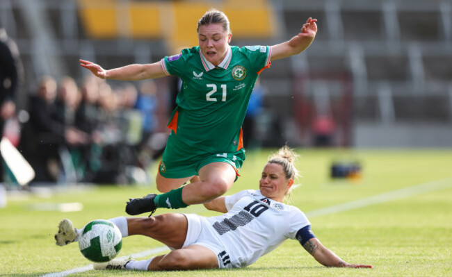 emily-murphy-with-dominika-conc