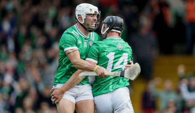 aidan-oconnor-celebrates-scoring-a-goal-with-aaron-gillane