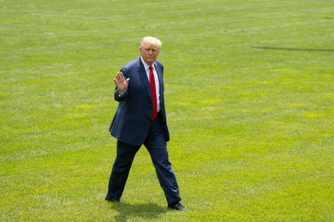 250609-washington-june-9-2025-xinhua-u-s-president-donald-trump-walks-on-the-south-lawn-upon-his-return-to-the-white-house-in-washington-dc-the-united-states-on-june-9-2025-californi