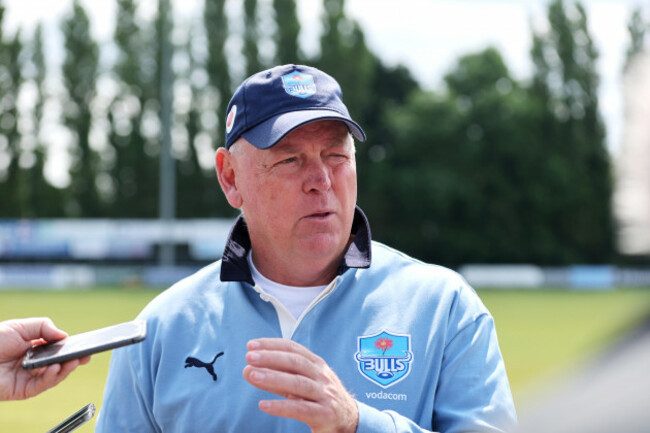 jake-white-speaks-to-the-media