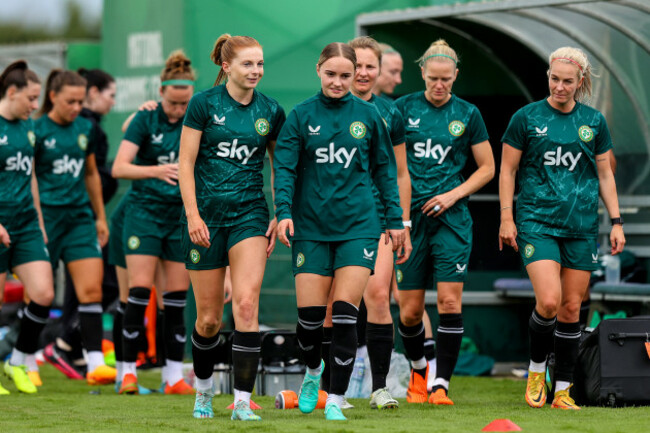 hayley-nolan-izzy-atkinson-kyra-carusa-and-lily-agg