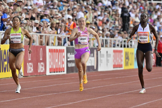 stockholm-sweden-15th-june-2025-stockholm-sweden-20250615isabelle-whittaker-usa-henriette-jaeger-norway-and-rhasidat-adeleke-ireland-in-the-womens-400m-during-the-diamond-league-bauhaus-ath