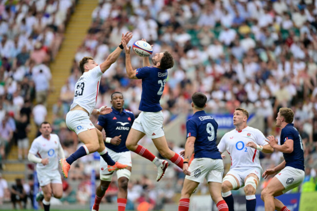 twickenham-uk-21st-june-2025-england-xv-vs-france-xv-sat-21st-june-2025-oscar-beard-of-england-xv-with-leo-berdeu-of-france-eyes-the-ball-during-the-england-xv-v-france-xv-on-saturday-june-21st