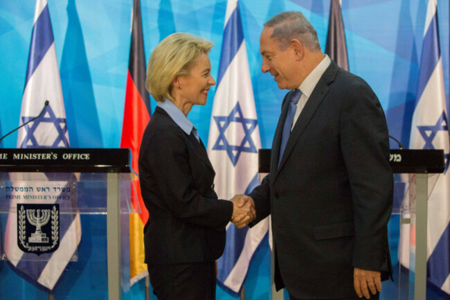 jerusalem-12th-may-2015-german-defence-minister-ursula-von-der-leyen-l-shakes-hands-with-israeli-prime-minister-benjamin-netanyahu-during-a-joint-press-conference-at-the-prime-ministers-office-i