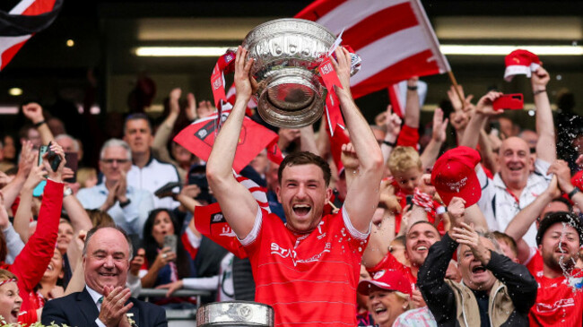 sam-mulroy-lifts-the-delaney-cup