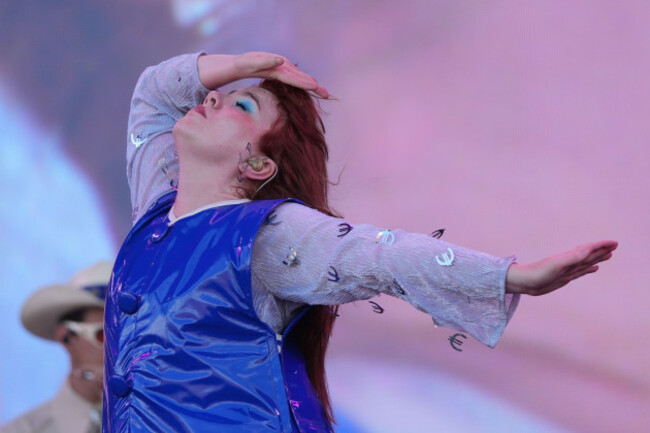 cmat-performing-on-the-pyramid-stage-during-the-glastonbury-festival-at-worthy-farm-in-somerset-picture-date-friday-june-27-2025