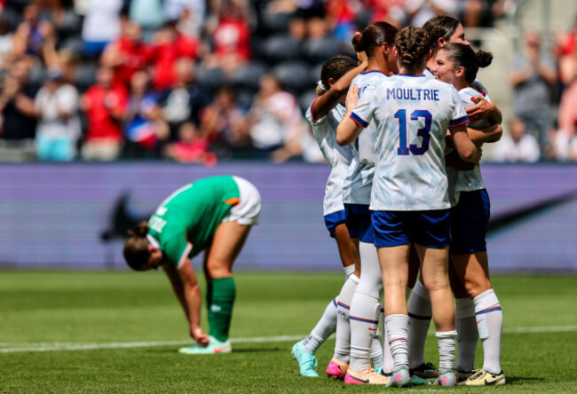 the-united-states-team-celebrate-a-goal
