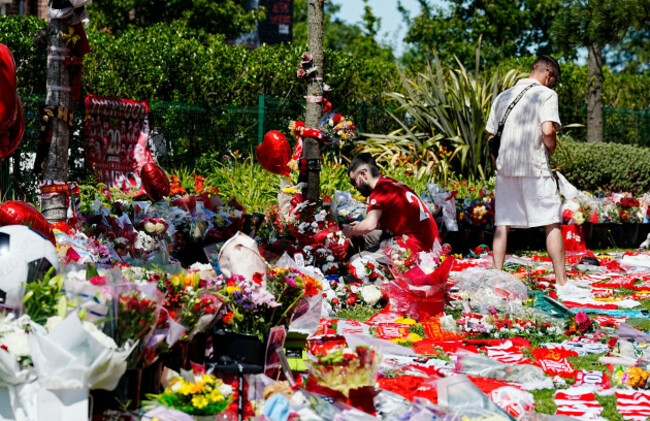 tributes-at-anfield-stadium-home-of-liverpool-in-memory-of-diogo-jota-who-has-died-at-the-age-of-28-picture-date-thursday-july-3-2025
