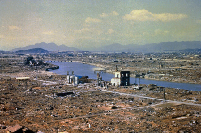 world-war-two-destruction-after-the-atomic-bomb-was-dropped-on-hiroshima-1945