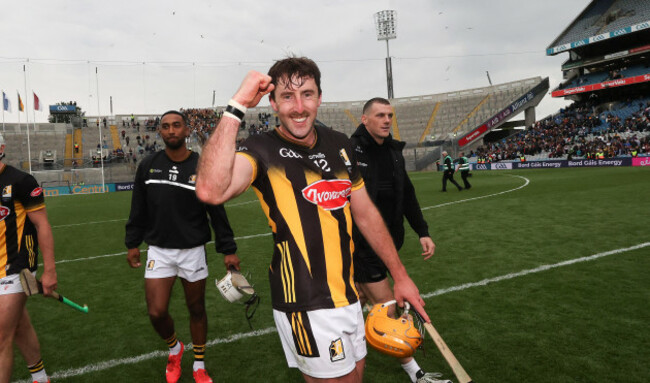 billy-ryan-celebrates