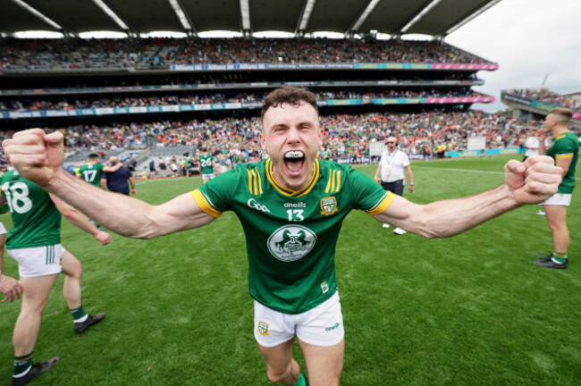 jordan-morris-celebrates-after-the-game