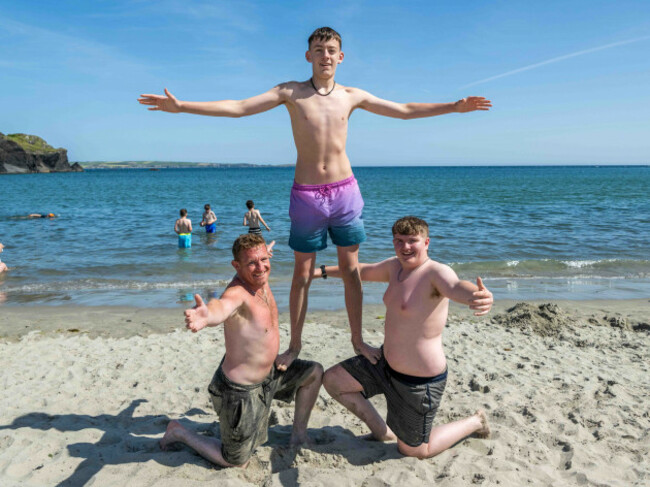 irish-weather-very-hot-day-at-the-warren-beach-rosscarbery-we