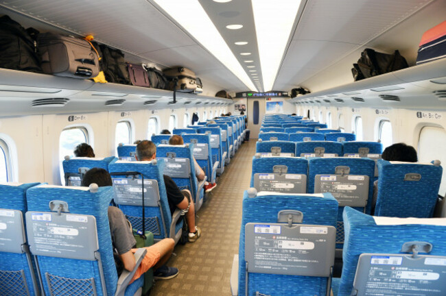fast-train-japan